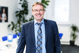 "Vi forbliver specialister inden for kemi til bilbranchen"