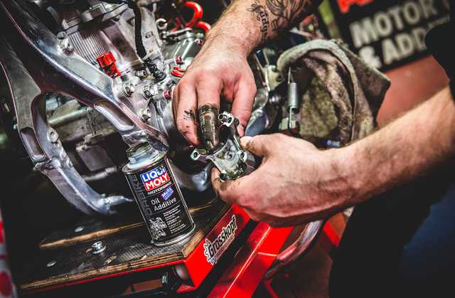 Motorbike Oil Additive