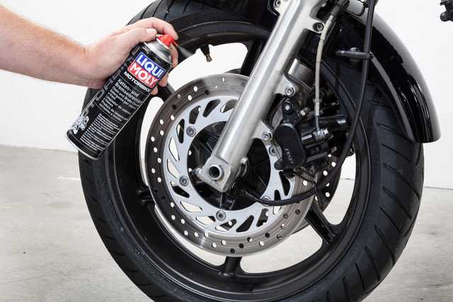 Brake cleaner on bike chain online