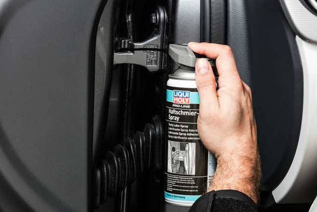 Pro-Line Tacky Lube Spray