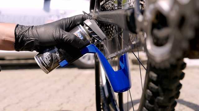 Chain Spray Protector
